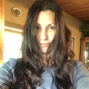 Meet your Posher, Lori